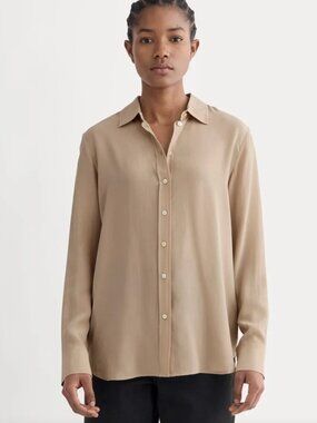 EVERLANE The Must-Have Shirt Washable Silk Burnt Sugar Size 4